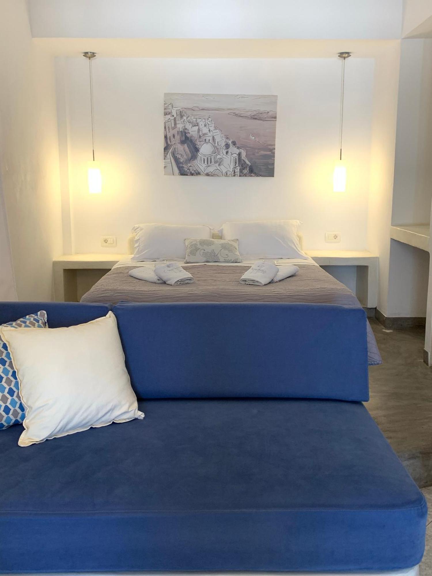 Acrothea And - Akrotiri Caldera - Santorini Apartment *